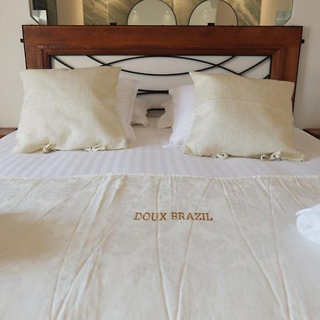 Chambres D'Hotes Doux Brazil Lisle-sur-Tarn Esterno foto